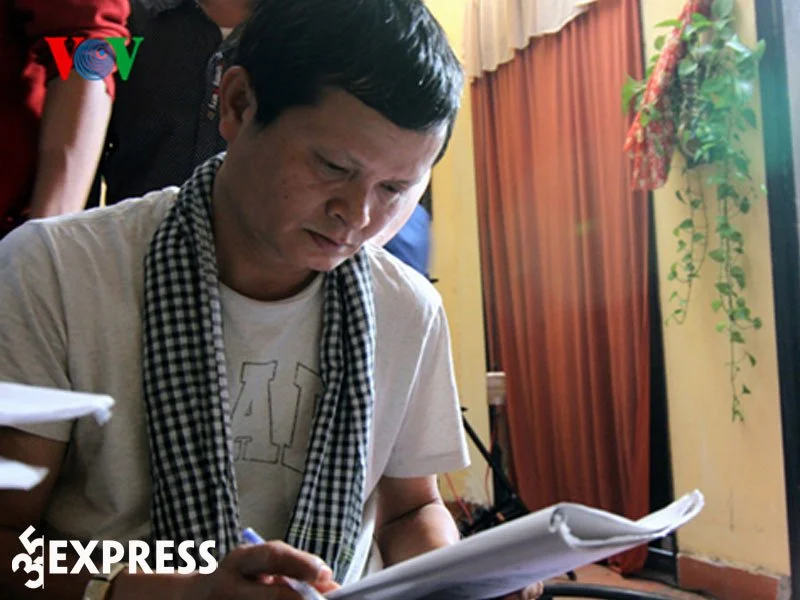 dao-dien-nguyen-thanh-van-tai-hien-khuc-trang-ca-binh-minh-do-35express