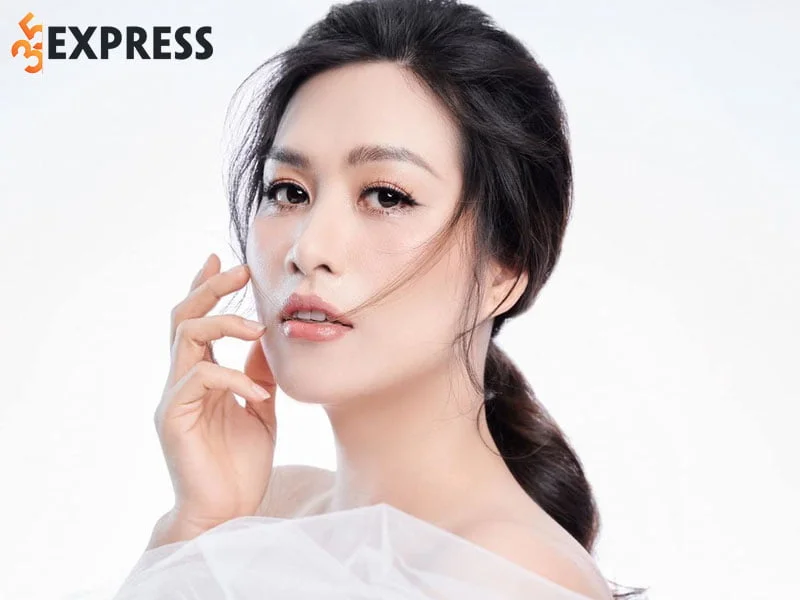 dien-vien-ha-huong-la-ai-1-35express