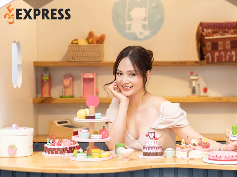dien-vien-lan-phuong-tai-sac-ven-toan-1-35express