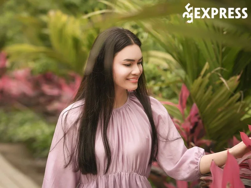 doi-tu-cua-nsut-pham-phuong-thao-35express