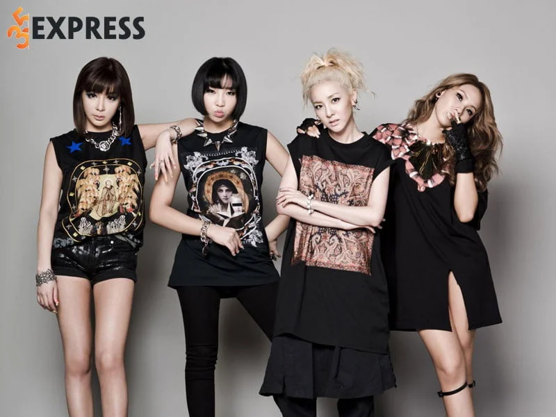 hanh-trinh-ra-mat-va-thanh-cong-noi-dai-cua-2ne1-1-35express
