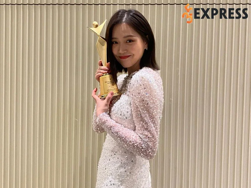 hanh-trinh-su-nghiep-cua-kim-ji-eun-2-35express