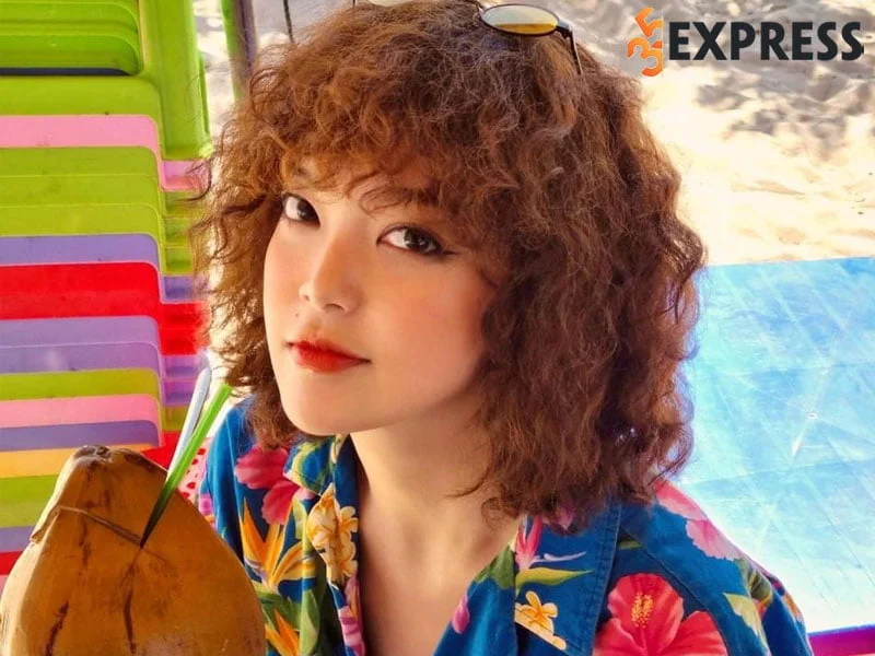 michelle-lai-tiktoker-mang-trao-luu-yahoo-chup-anh-tu-suong-thoi-9x-gay-sot-tro-lai-la-ai-3-35express