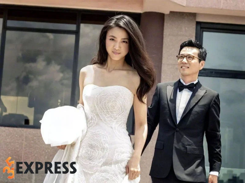 nguoi-dan-ong-khien-my-nhan-sac-gioi-thang-duy-doi-doi-1-35express