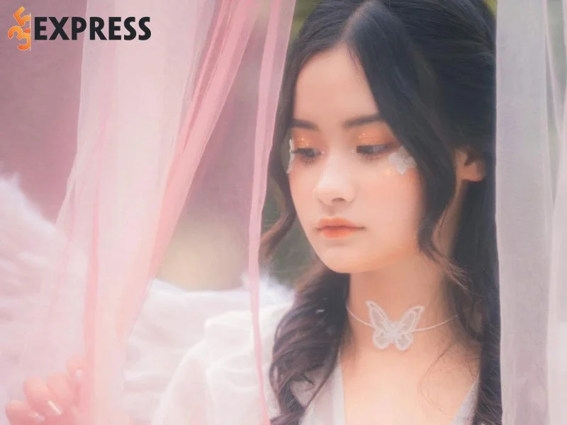 nhung-hinh-anh-xinh-dep-cua-co-nang-gen-z-vanh-cover-35express