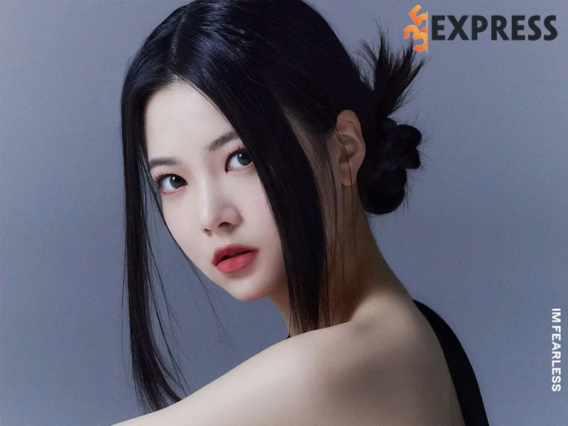 soc-truoc-profile-khung-cua-cac-thanh-vien-nhom-nhac-le-sserafim-hong-eunchae-35express