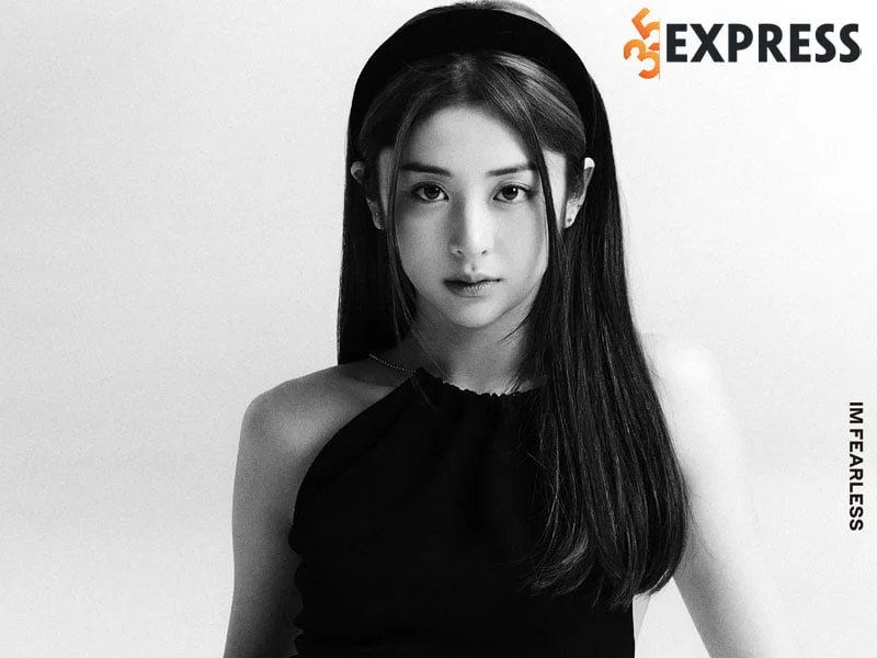 soc-truoc-profile-khung-cua-cac-thanh-vien-nhom-nhac-le-sserafim-huh-yunjin-35express