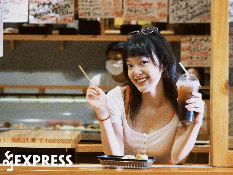 tiktoker-michelle-lai-la-ai-1-35express