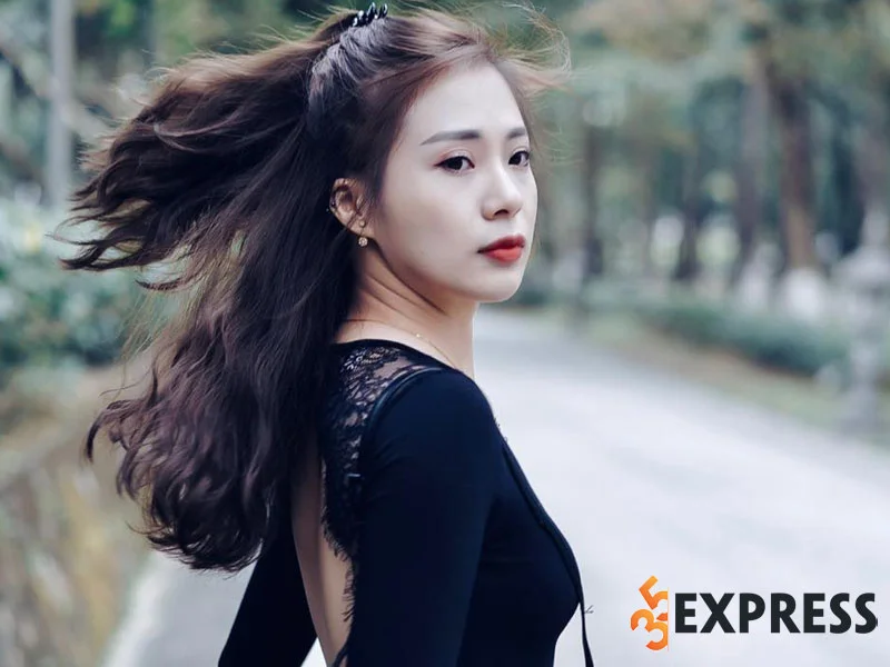 tiktoker-trang-chun-la-ai-1-35express