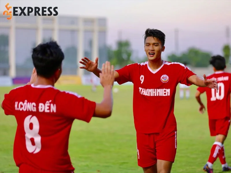 vo-nguyen-hoang-tien-dao-gioi-cua-tuyen-viet-nam-1-35express