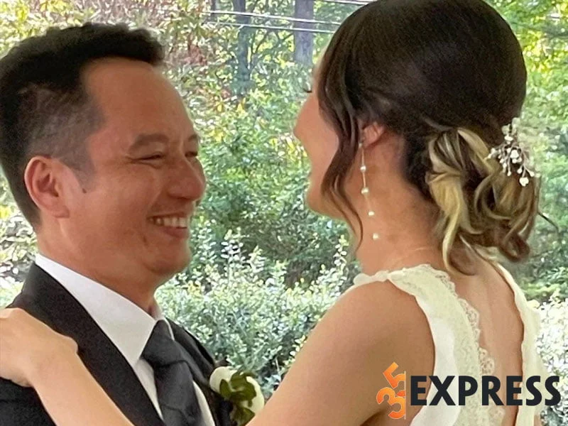 ca-si-anna-truong-va-le-cuoi-linh-dinh-tai-my-2-35express