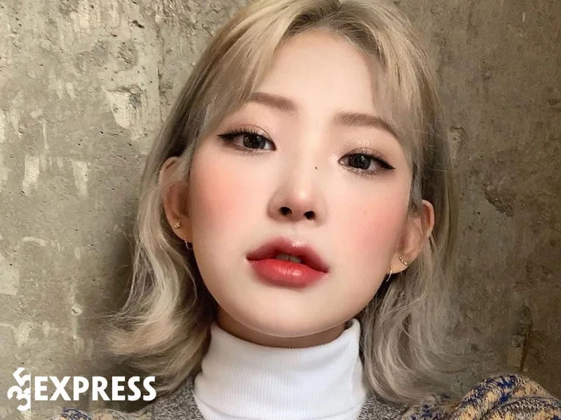 con-gai-cua-nu-ca-si-qua-co-choi-jin-sil-gia-nhap-showbiz-35express