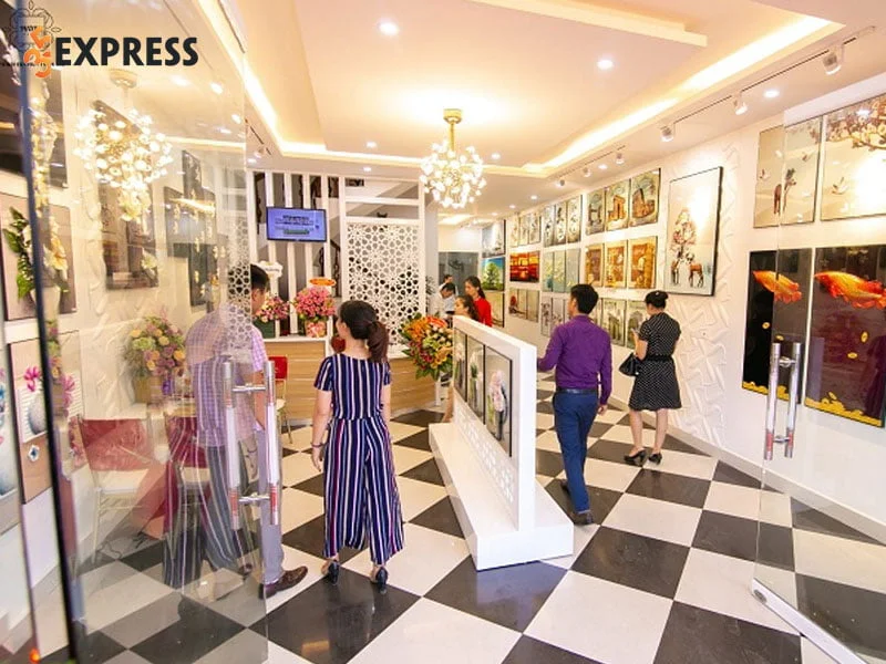 cua-hang-tranh-treo-tuong-artena-decor-35express