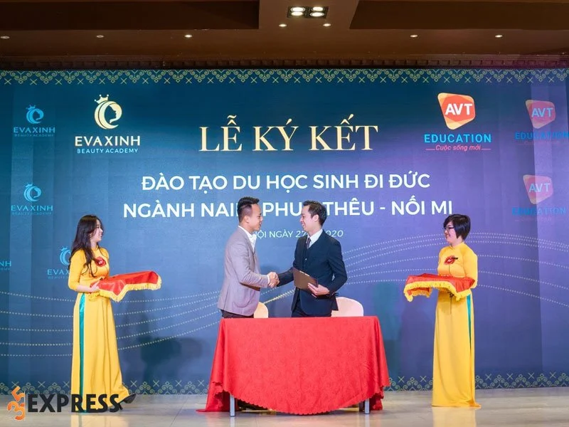 eva-xinh-eva-xinh-beauty-academy-phun-xam-35express