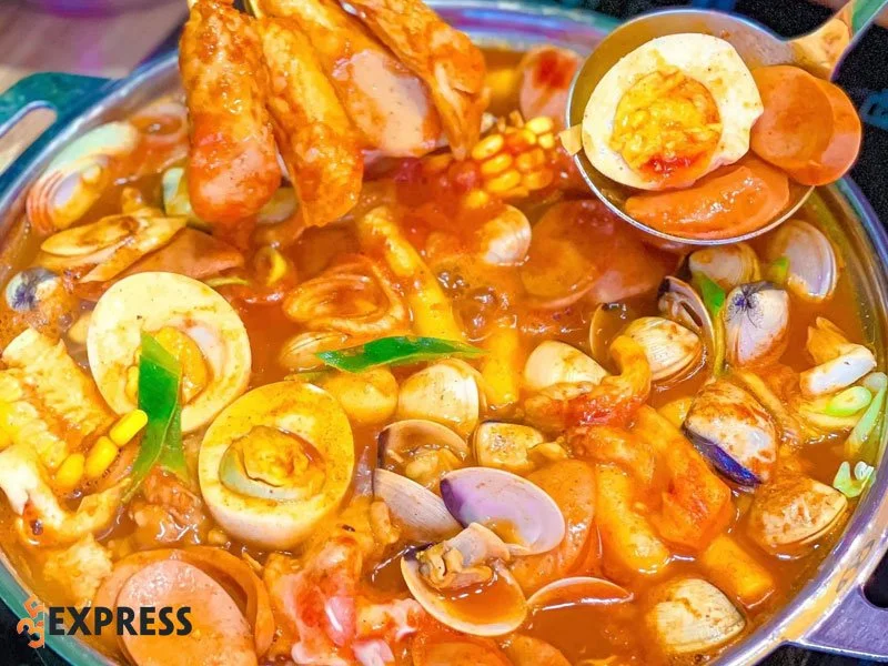 gangnam-tokbokki-quan-tokbokki-tphcm-sieu-ngon-35express
