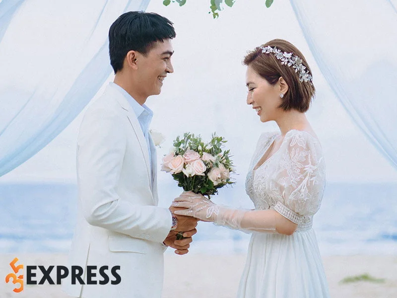 khuong-ngoc-bi-mat-to-chuc-dam-cuoi-1-35express