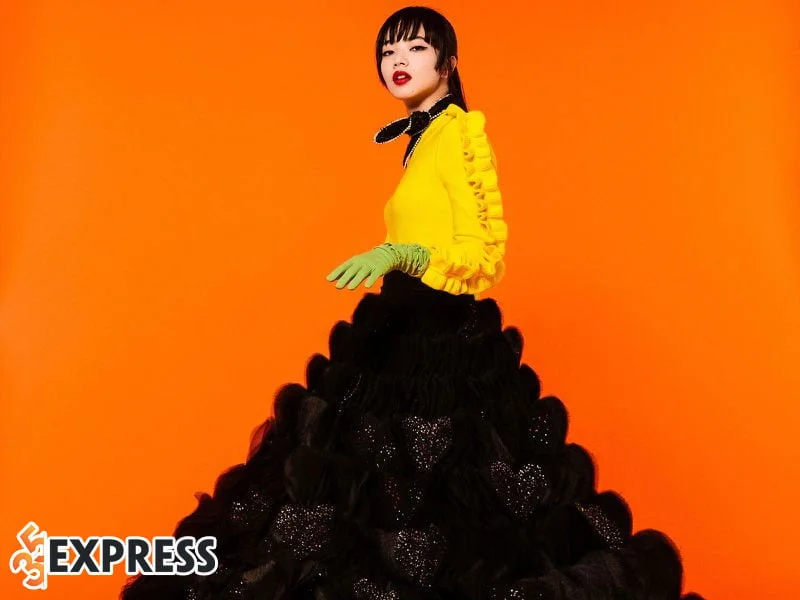 nana-komatsu-ten-tuoi-thang-hoa-o-ca-linh-vuc-nguoi-mau-dien-anh-35express