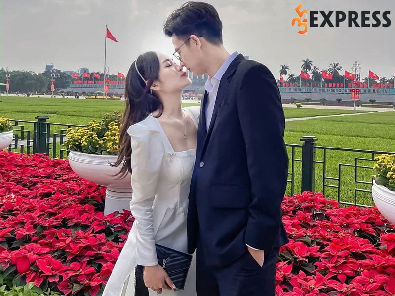 ngam-nhin-ban-gai-xinh-dep-ban-gai-cua-hot-boy-cau-long-pham-hong-nam-1-35express