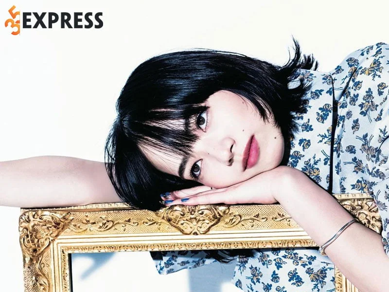 nhung-hinh-anh-dep-cua-nguoi-mau-nana-komatsu-35express