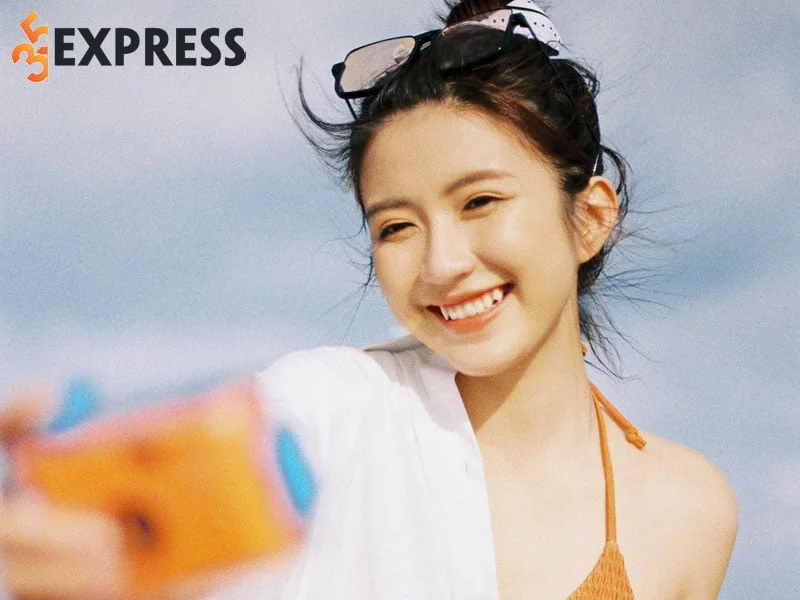 nhung-hinh-anh-xinh-dep-cua-ngoc-huyen-van-van-ba-cham-3-35express