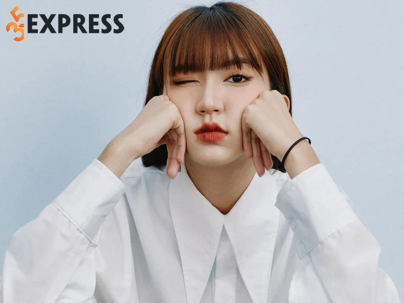 nhung-hinh-anh-xinh-dep-cua-ngoc-huyen-van-van-ba-cham-4-35express