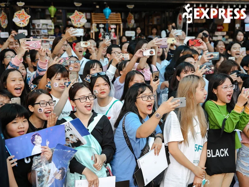 nhung-hoat-dong-chinh-cua-1-fanclub-2-35express