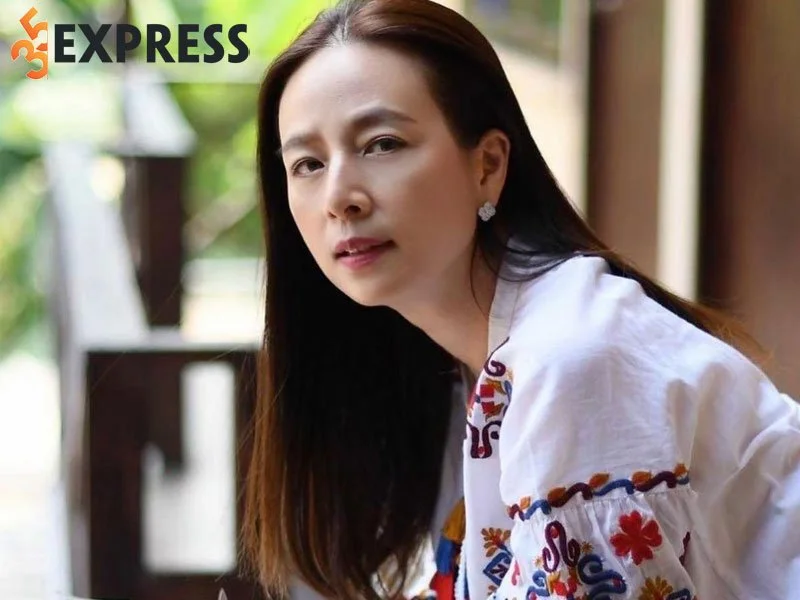 nu-ty-phu-madam-pang-la-ai-1-35express