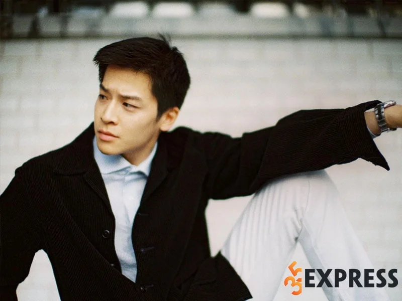 su-nghiep-cua-dien-vien-march-chutavuth-35express