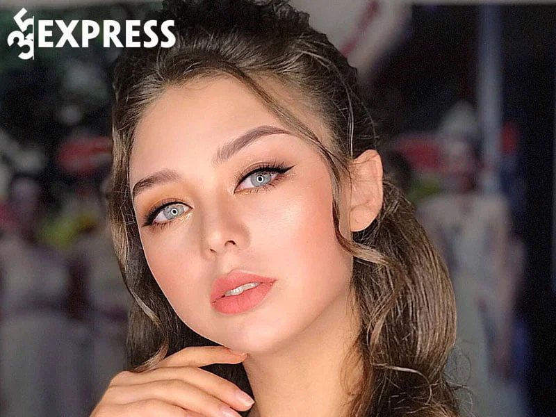 su-nghiep-nguoi-mau-cua-dianka-zakhidova-35express