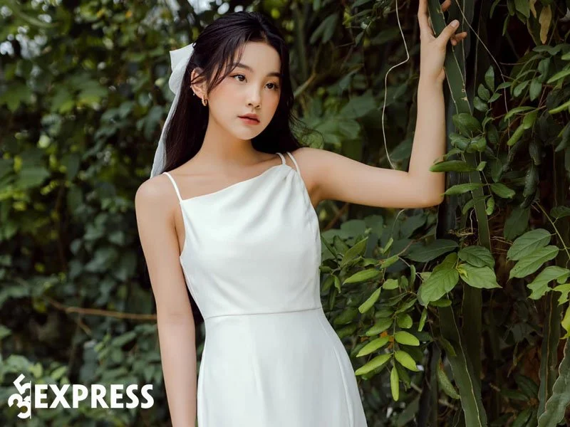 su-nghiep-nguoi-mau-cua-hot-girl-thu-ha-ceri-1-35express