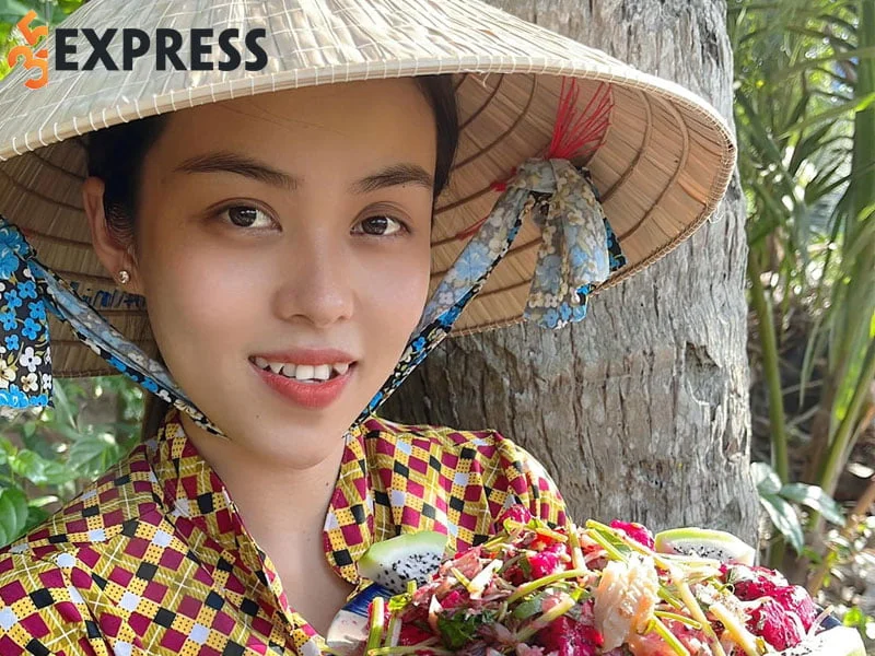 tiktoker-huyen-phi-la-ai-1-35express