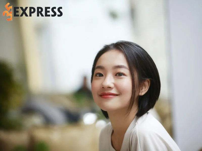 tom-tat-ly-lich-tieu-su-cua-nu-dien-vien-hoang-ha-35express