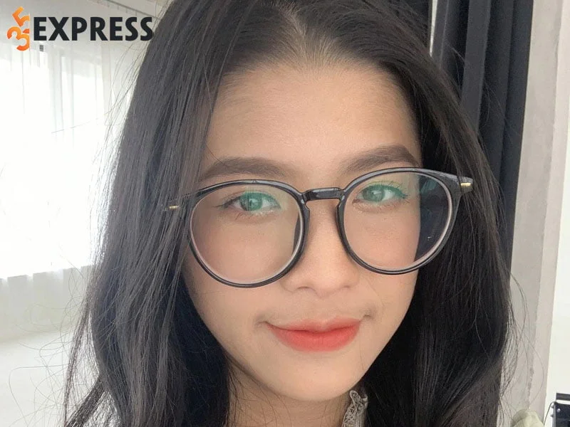 tom-tat-ly-lich-tieu-su-cua-tiktoker-vu-hoang-dieu-35express