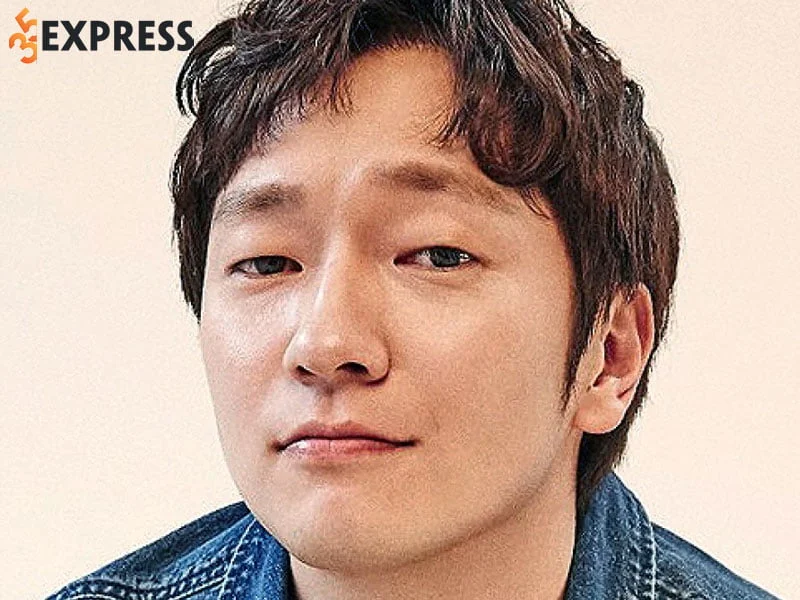 tom-tat-ly-lich-tieu-su-nam-dien-vien-son-seok-koo-35express