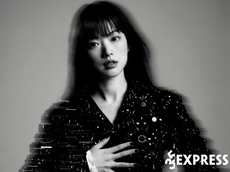 chun-woo-hee-dong-vai-chinh-the-cho-em-gai-quoc-dan-iu-35express
