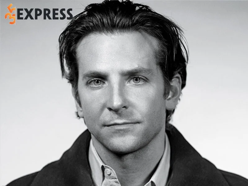 con-duong-dien-xuat-hon-20-nam-cua-dien-vien-bradley-cooper-35express