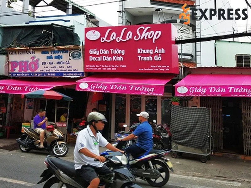 cua-hang-ban-tranh-treo-tuong-lala-shop-35express