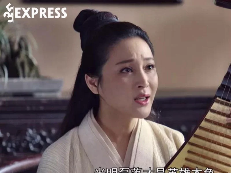cuoc-song-cua-phan-kim-lien-lang-lo-hen-ho-trum-xa-hoi-den-viet-nam-minh-tiep-1-35express