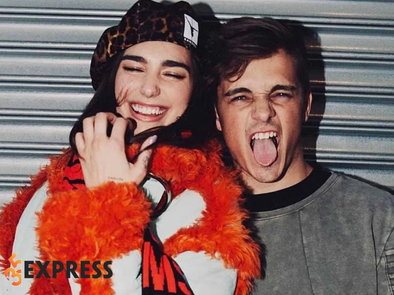 danh-sach-my-nam-ben-canh-dua-lipa-35express