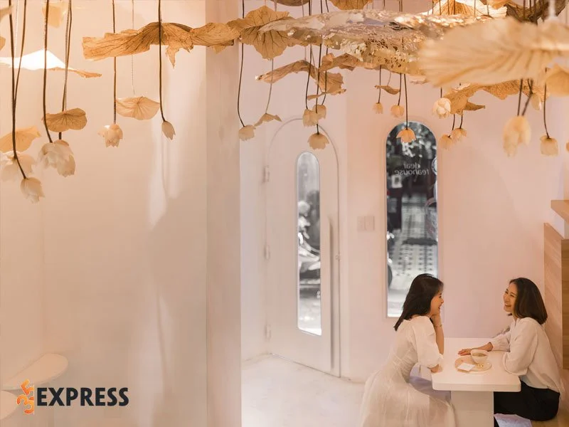 dear-tea-house-35express