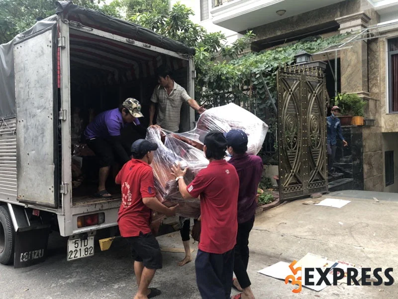 dich-vu-chuyen-nha-tai-tphcm-chat-luong-saigon-thanh-hung-35express