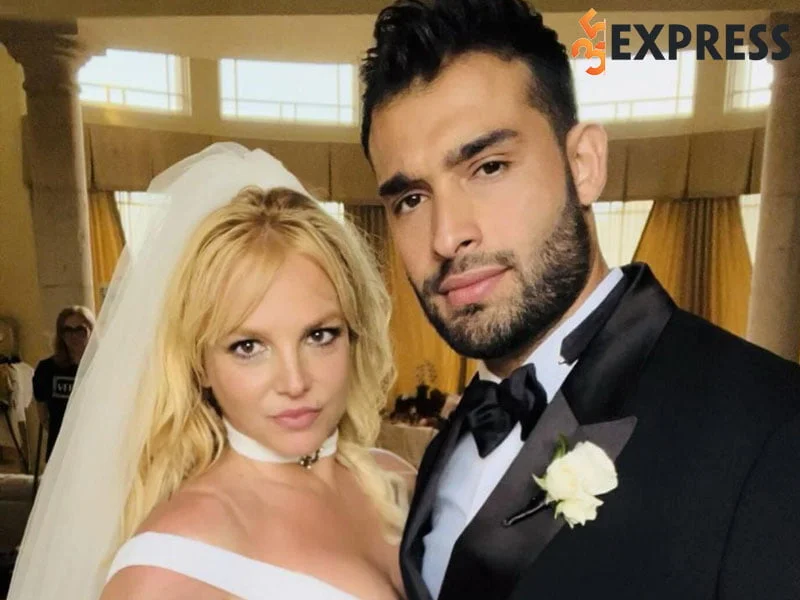 dien-vien-sam-asghari-da-lam-gi-de-tro-thanh-nua-kia-hoan-hao-cua-britney-spears-2-35express