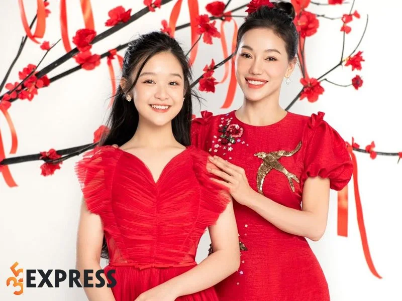 doi-tu-cua-doanh-nhan-pham-kim-dung-1-35express