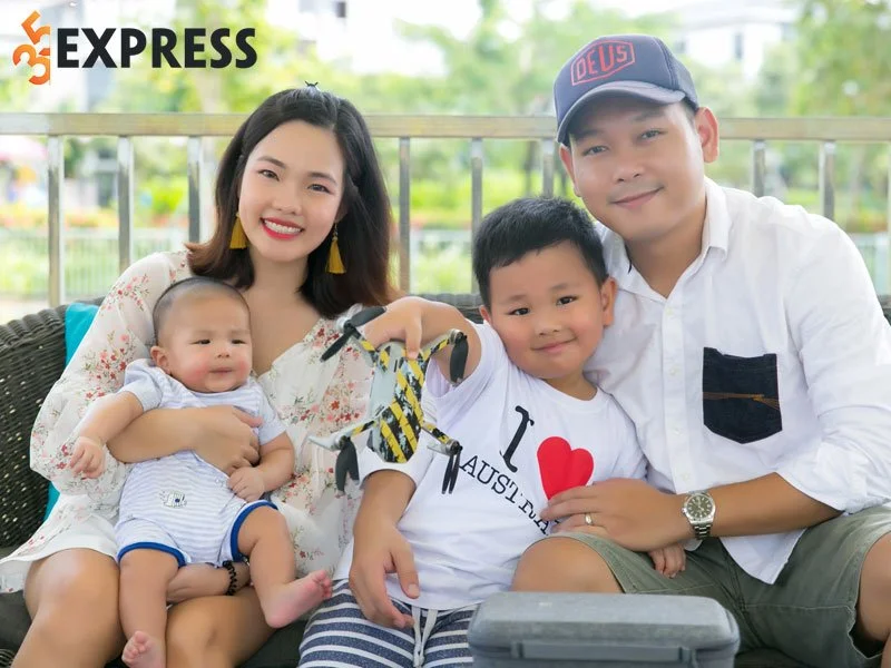 doi-tu-cua-tiktoker-babykopo-home-35express