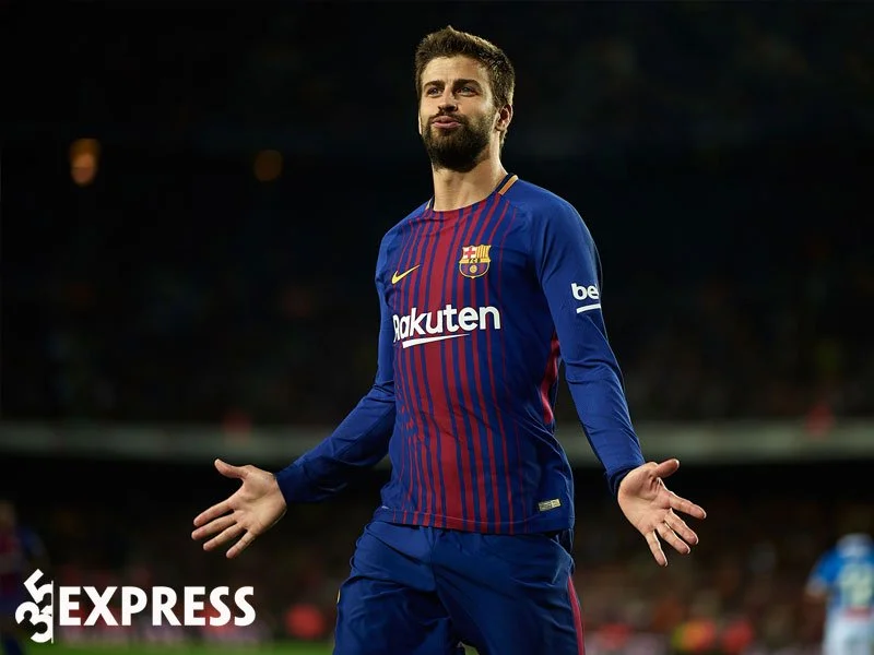 gerard-pique-tro-lai-thi-dau-cho-doi-bong-que-nha-barcelona-35express