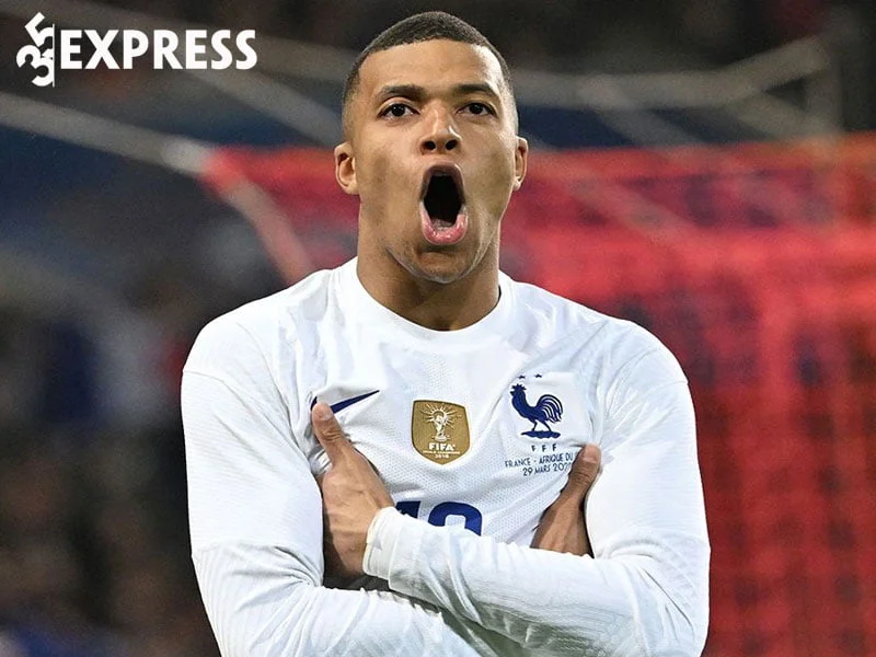 khoi-dau-su-nghiep-bong-da-cua-kylian-mbappe-35express