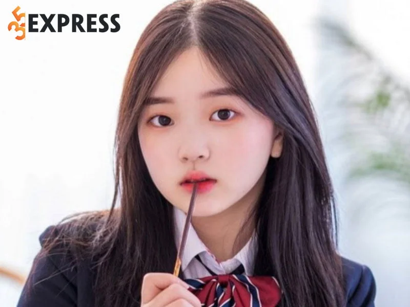 kim-yoon-hee-dien-vien-tre-tiem-nang-cua-man-anh-han-35express