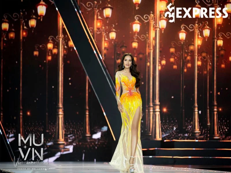 le-hoang-phuong-toa-sang-trong-dem-ban-ket-hoa-hau-hoan-vu-viet-nam-2022-35express