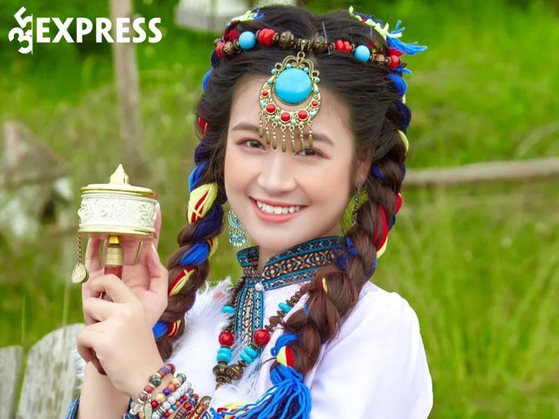 le-huynh-bao-ngoc-cho-ra-mat-mv-ghet-cua-nao-o-tuoi-14-1-35express