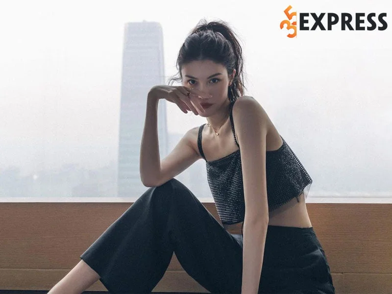 nhung-hinh-anh-xinh-dep-cua-sieu-mau-ha-tue-3-35express